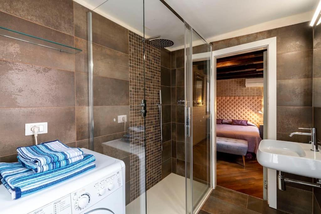 Ca Dei Zoti3 With Luggage Room เวนิส ภายนอก รูปภาพ